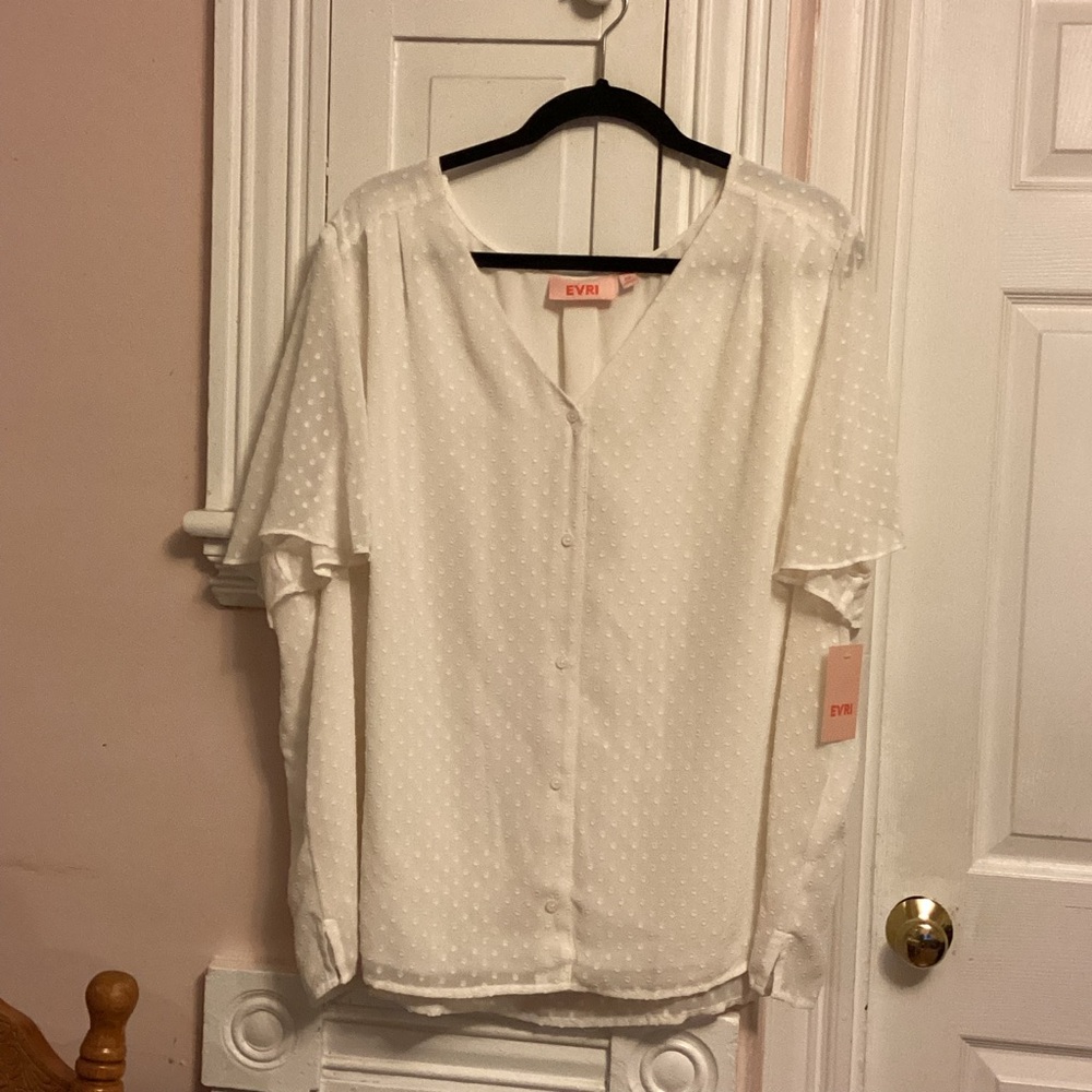 EVRI White Boxy 3/4 Sleeve Blouse
